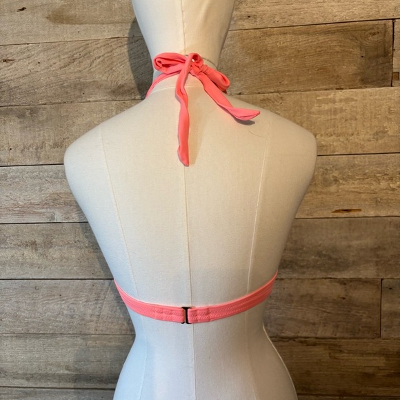 Victoria’s Secret women’s salmon coloured underwire bikini top in size 34 A‎ - Picture 3 of 7